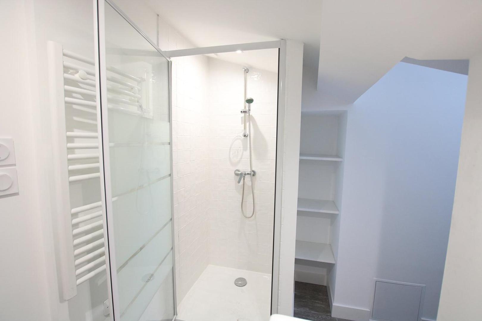 Guestready - Sunny Attic Apt Near Grand Theatre Bordeaux Bagian luar foto