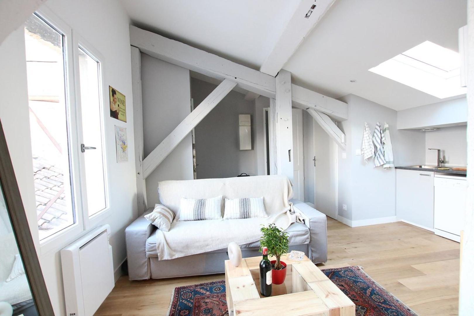 Guestready - Sunny Attic Apt Near Grand Theatre Bordeaux Bagian luar foto