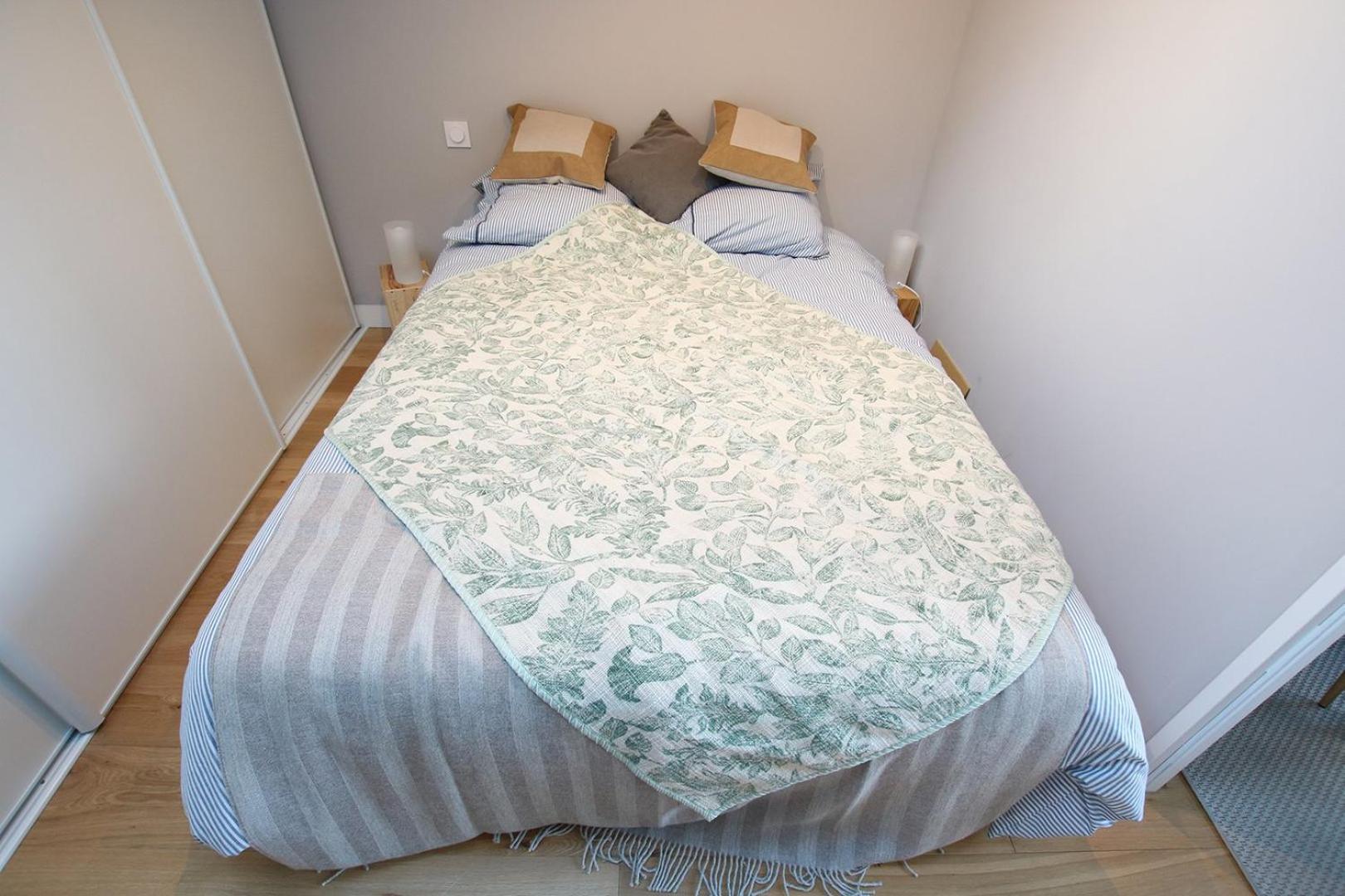 Guestready - Sunny Attic Apt Near Grand Theatre Bordeaux Bagian luar foto